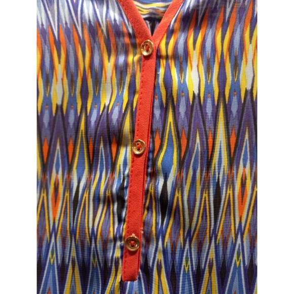 Signature Studio Small Patterned Sheer Multicolor 3/4 Sleeve Tunic Mock V Neck - Picture 6 of 7